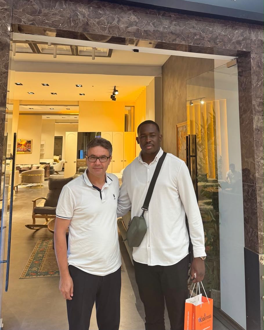 Wendpoulomdé Alex Junior Kaboré lors d’une rencontre professionnelle